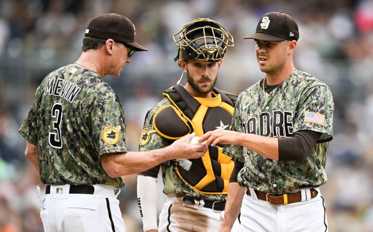 Toros de Tijuana - ¡El tijuanense Alejandro Kirk ya reportó al campo de  entrenamiento de los Blue Jays!🤩 #TecateTeTrae el reporte de nuestros Toros  en Spring Training.