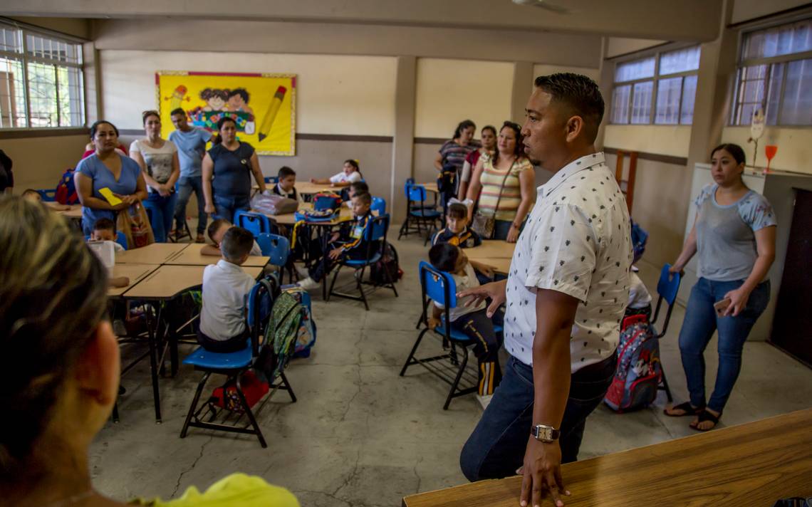 Sin clases más de mil alumnos El Sol de Tijuana Noticias Locales Policiacas sobre